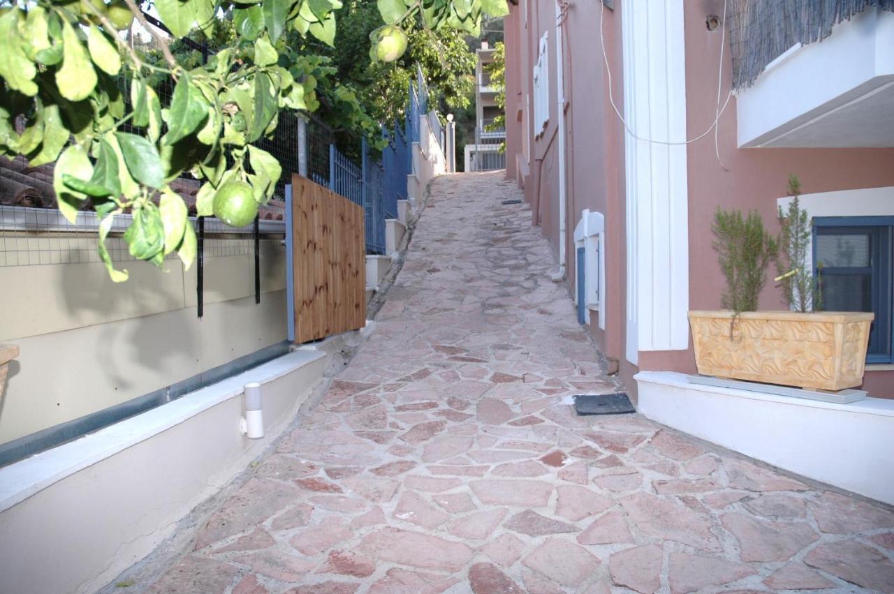 A L' Aise Apartment *